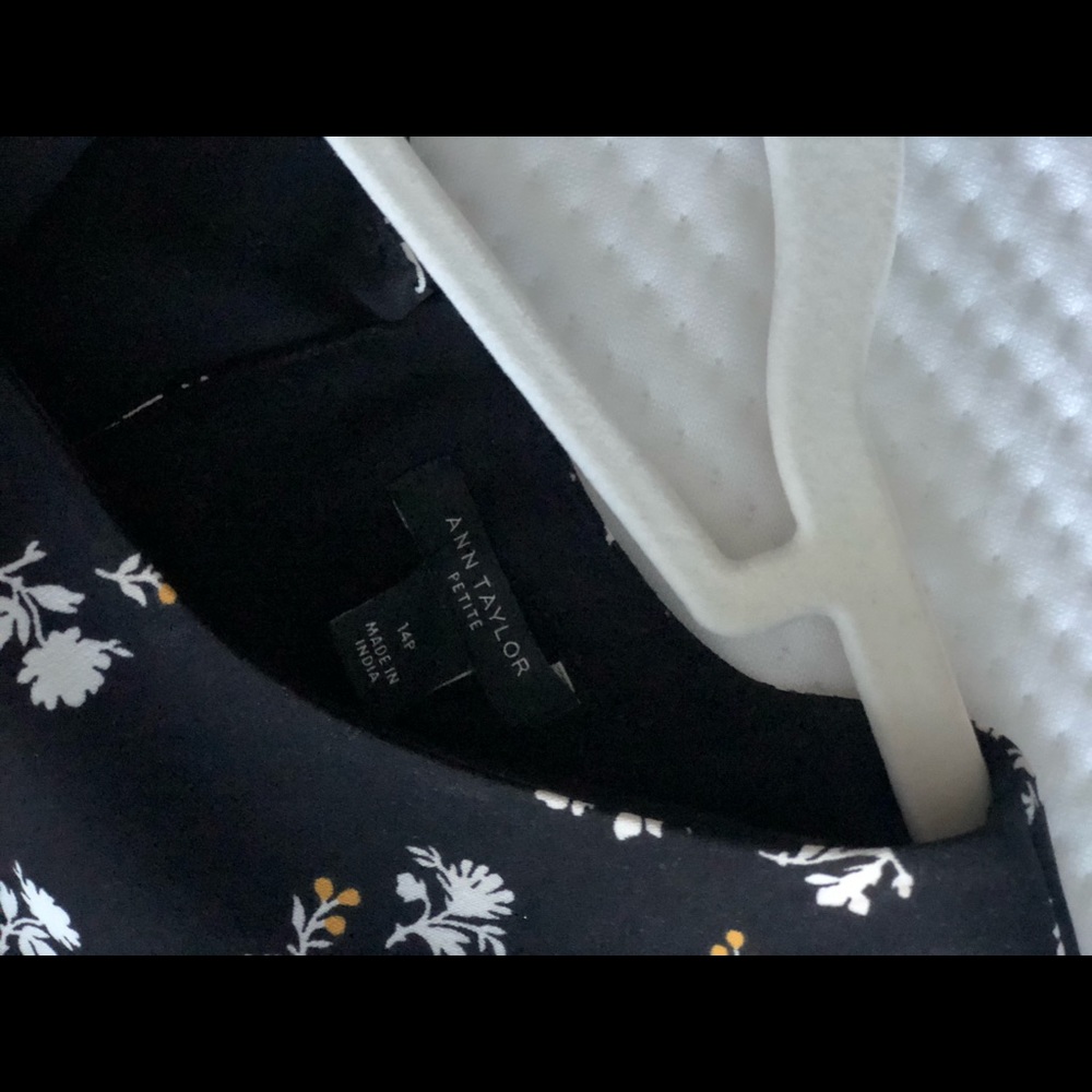 Shift dress - Picture 5 of 5